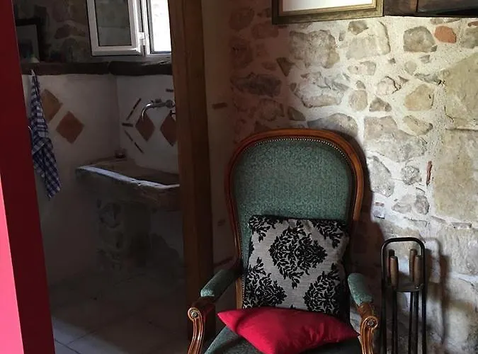 Le Triol 게스트하우스 Les Fournials